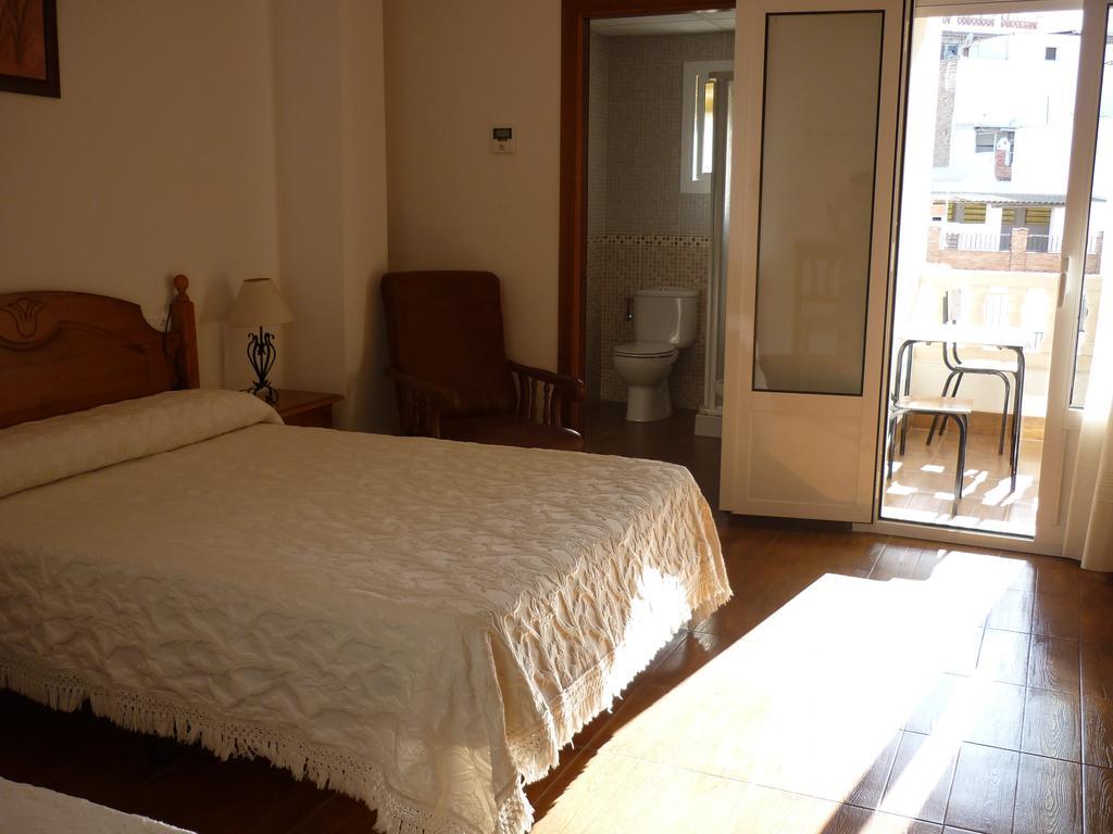 Hotel Las Flores Tolox Phòng bức ảnh