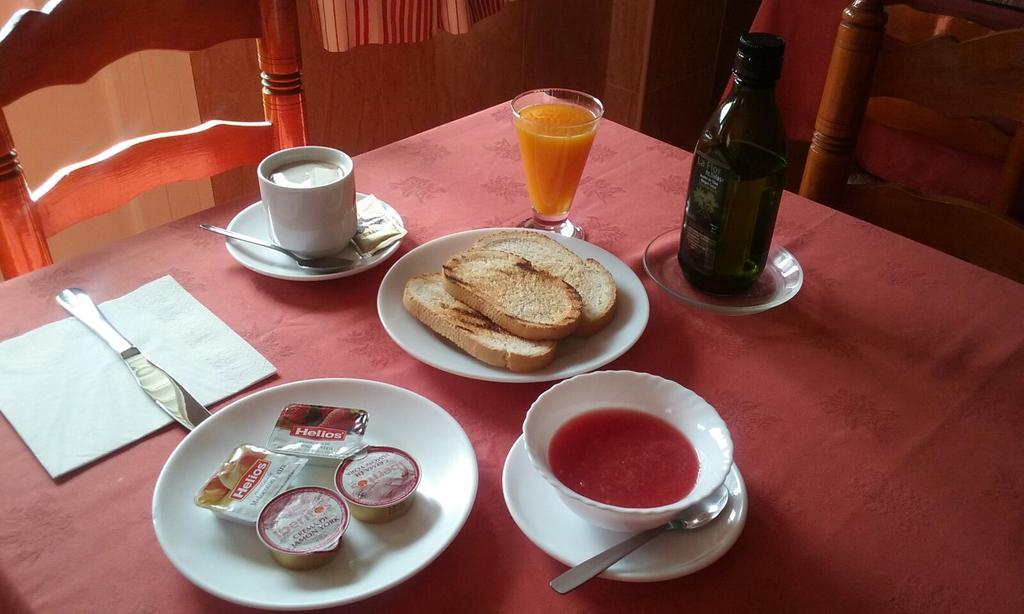 Hotel Las Flores Tolox Ngoại thất bức ảnh