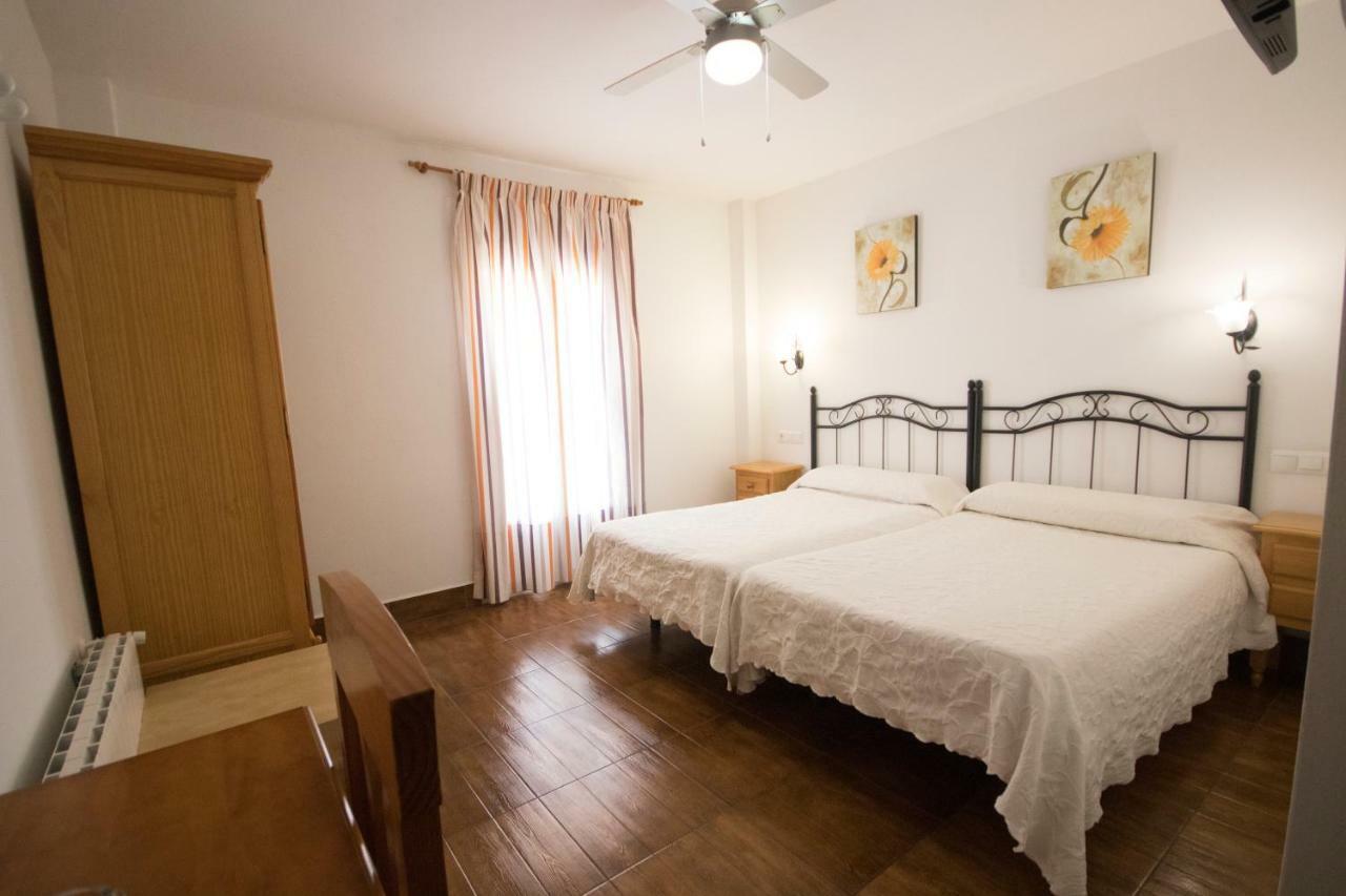 Hotel Las Flores Tolox Ngoại thất bức ảnh