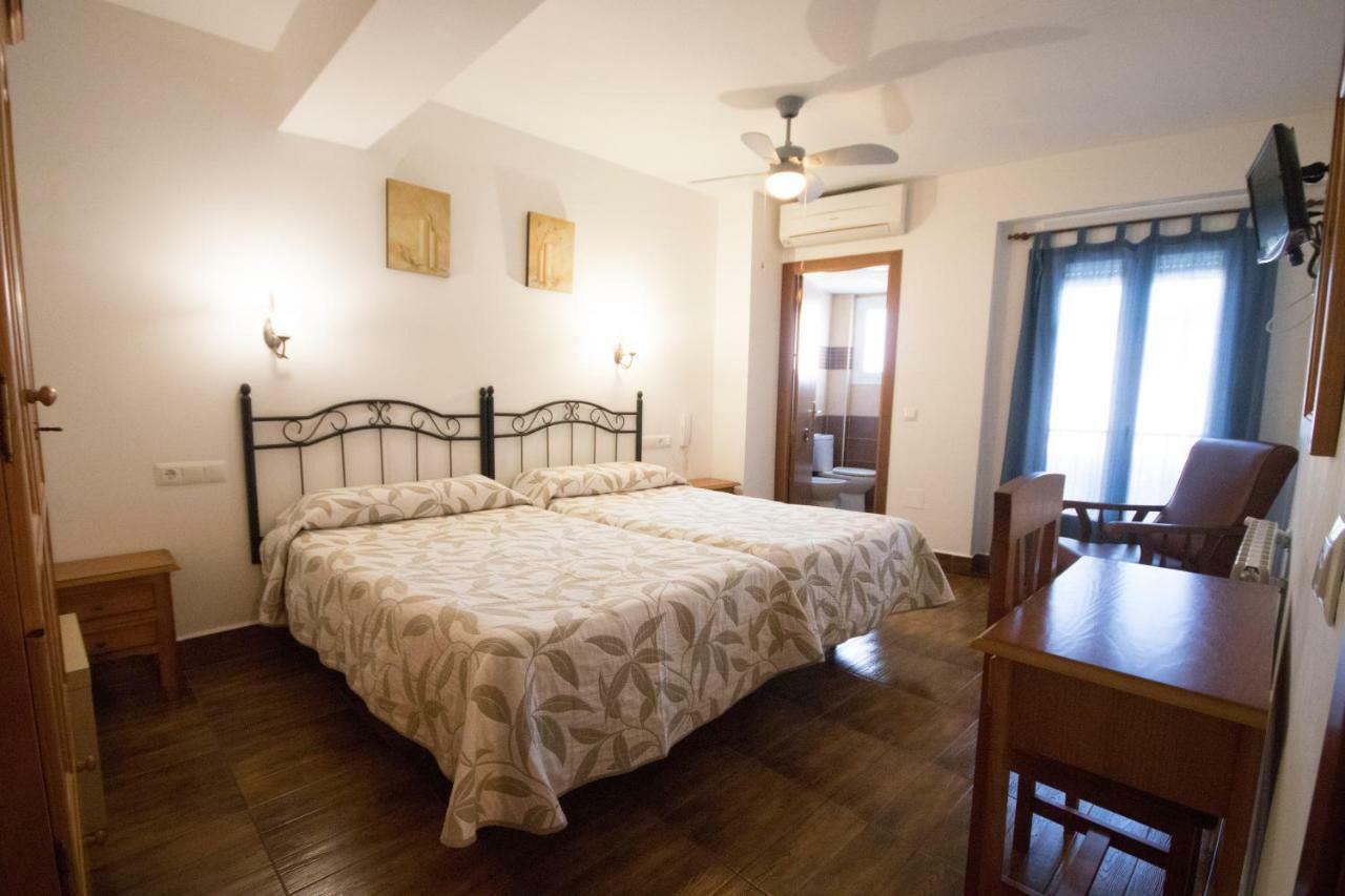 Hotel Las Flores Tolox Ngoại thất bức ảnh
